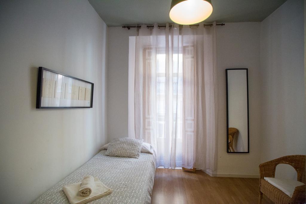 Apartamentos Catedral Malaga Exterior photo