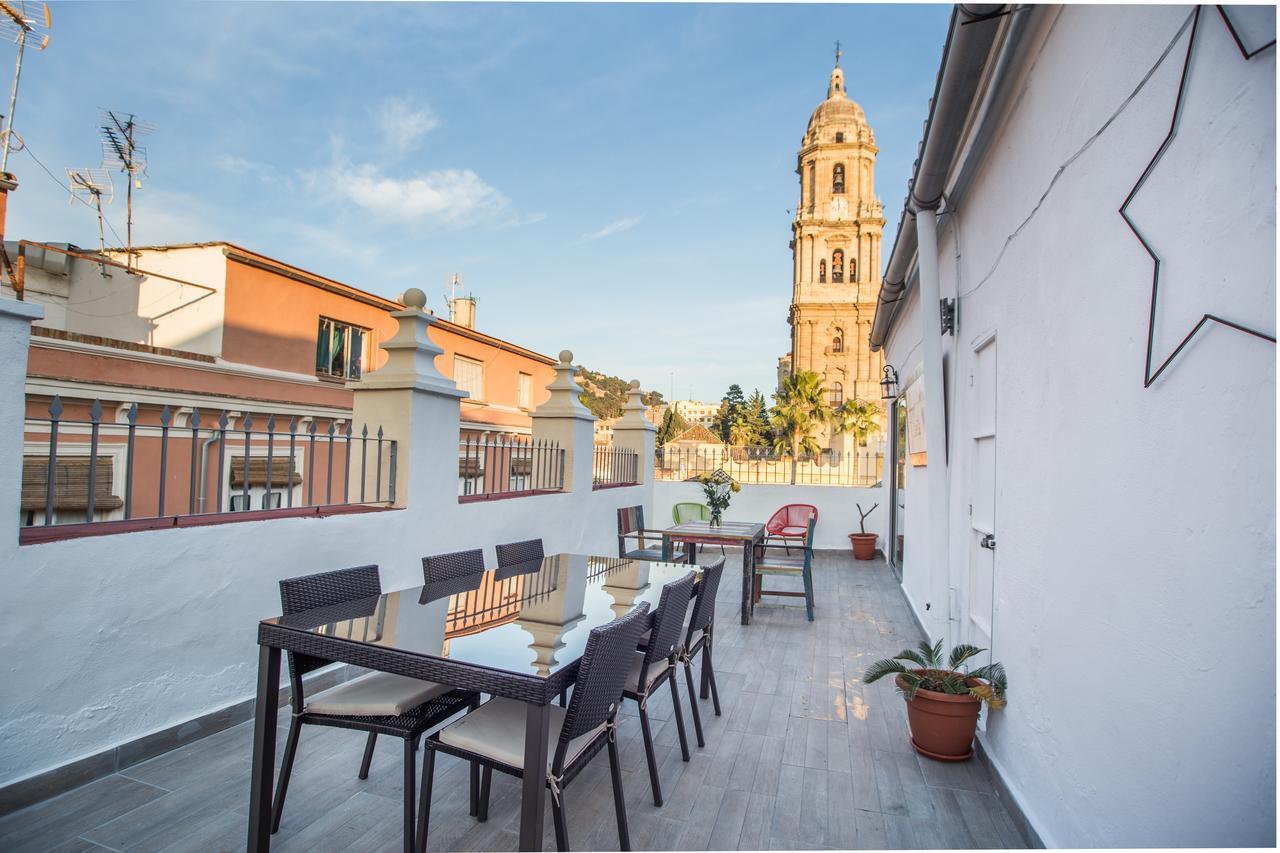 Apartamentos Catedral Malaga Exterior photo